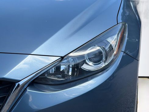 Used 2016 MAZDA MAZDA3 i Sport w/ Preferred Equipment Package image 9