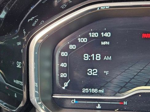 Used 2023 GMC Sierra 1500 SLT image 16