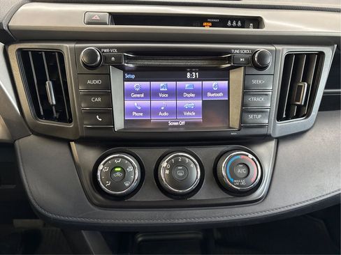 Used 2018 Toyota RAV4 LE w/ All Weather Liner Package AWD/4WD image 19