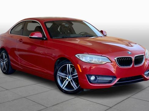 Used 2017 BMW 230i Coupe image 2