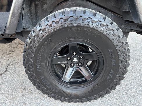 Used 1998 Jeep Wrangler SE image 6