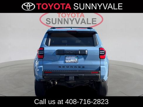 Used 2025 Toyota 4Runner SR5 RWD image 9