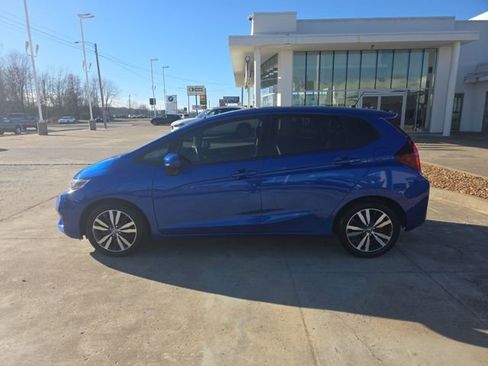 Used 2017 Honda Fit EX image 2