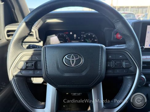 Used 2024 Toyota Tacoma TRD Sport image 29