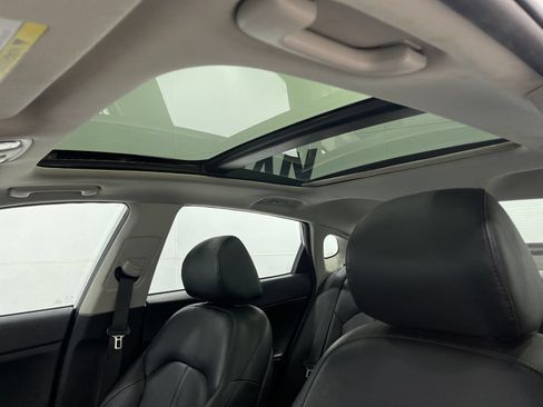 Used 2020 Kia Optima SE FWD image 11