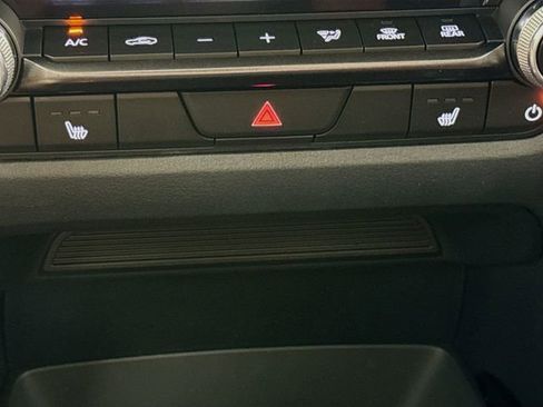 New 2025 MAZDA CX-30 Carbon image 19