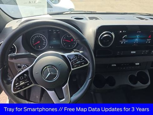 Used 2023 Mercedes-Benz Sprinter 2500 image 11