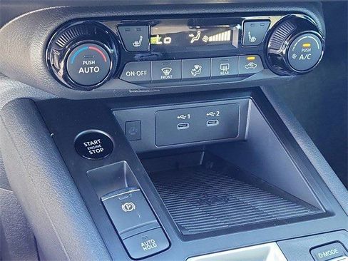 New 2026 Nissan Kicks SV image 14