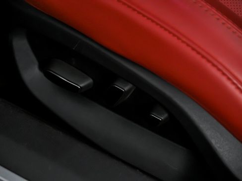 Used 2015 Chevrolet Corvette Z06 w/ 3LZ Preferred Equipment Group RWD image 25
