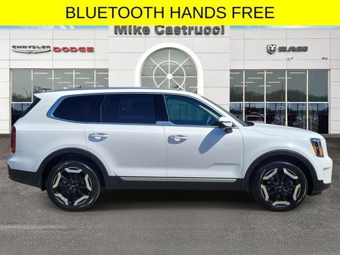 Used 2024 Kia Telluride S w/ S Sunroof Package AWD/4WD image 3