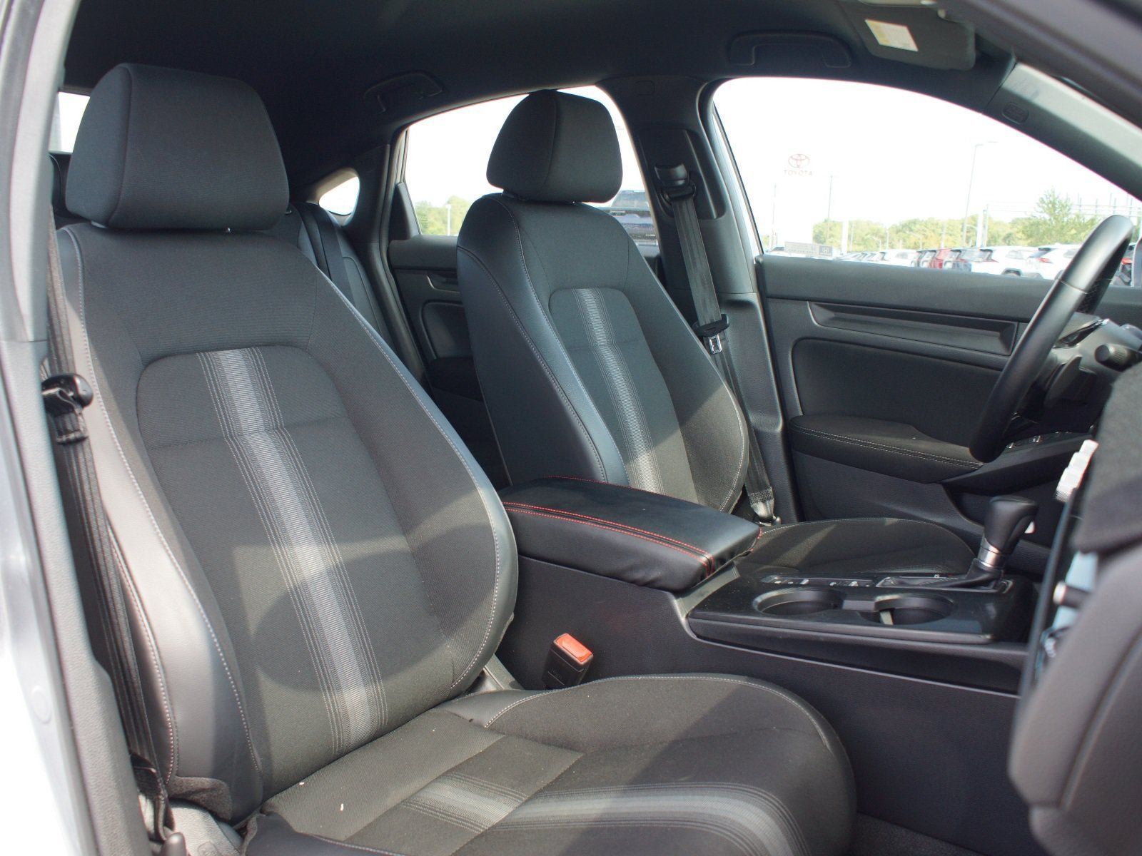 Used 2023 Honda Civic Sport image 21