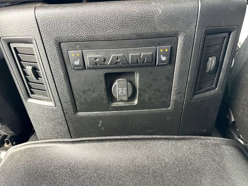 Used 2018 RAM 2500 Laramie w/ Snow Chief Group AWD/4WD image 35