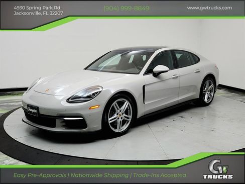 Used 2020 Porsche Panamera 4 image 1
