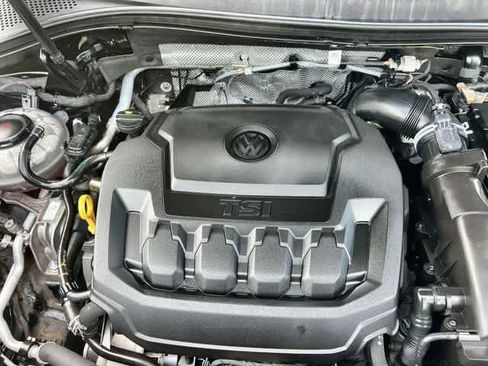 Used 2021 Volkswagen Tiguan S FWD image 10