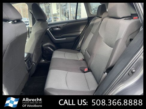Used 2025 Toyota RAV4 XLE image 13