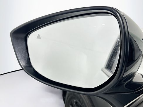 Used 2025 MAZDA CX-50 AWD 2.5 S w/ Premium Package image 16