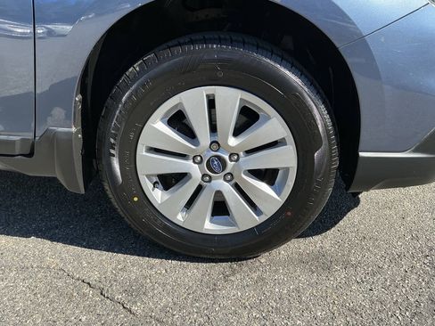 Used 2017 Subaru Outback 2.5i Premium AWD/4WD image 14