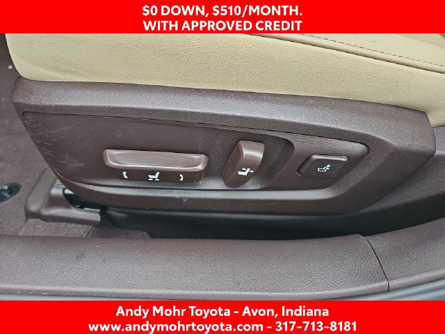 Used 2016 Lexus ES 350 w/ Luxury Package w/Wood Trim FWD image 12