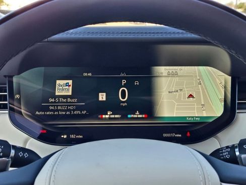 New 2026 Land Rover Range Rover SE image 11