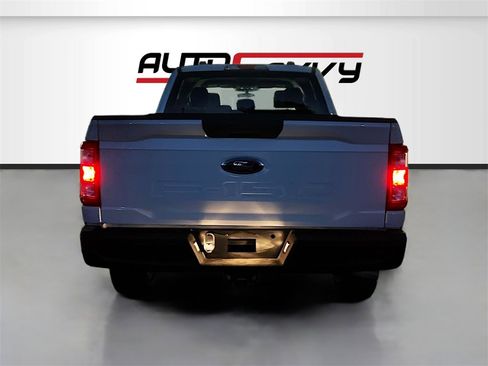 Used 2022 Ford F150 XL w/ Trailer Tow Package image 6
