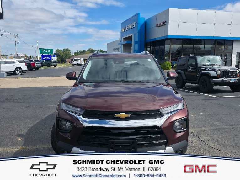 Used 2023 Chevrolet TrailBlazer LT FWD image 2