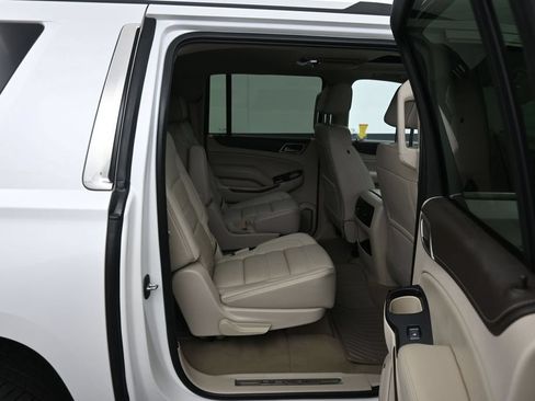 Used 2019 GMC Yukon XL Denali w/ Denali Ultimate Package AWD/4WD image 47