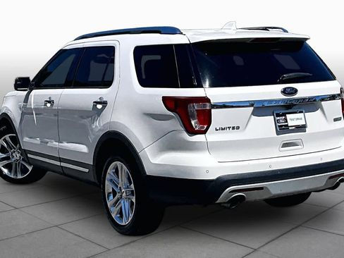Used 2017 Ford Explorer Limited FWD image 12