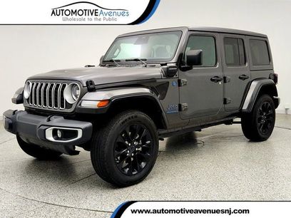 Used 2025 Jeep Wrangler Unlimited Sahara w/ Safety Group