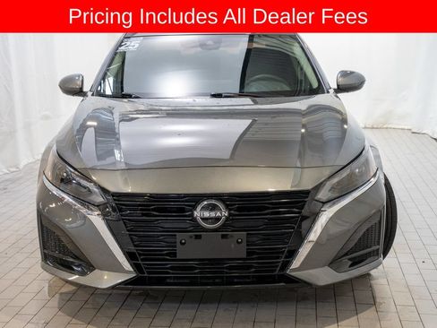 Certified 2025 Nissan Altima 2.5 SV w/ SV Special Edition Package FWD image 2