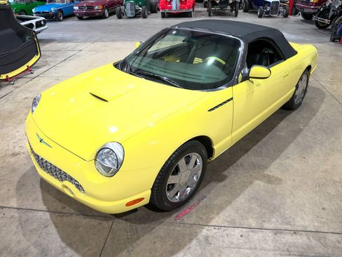 Used 2002 Ford Thunderbird RWD image 29