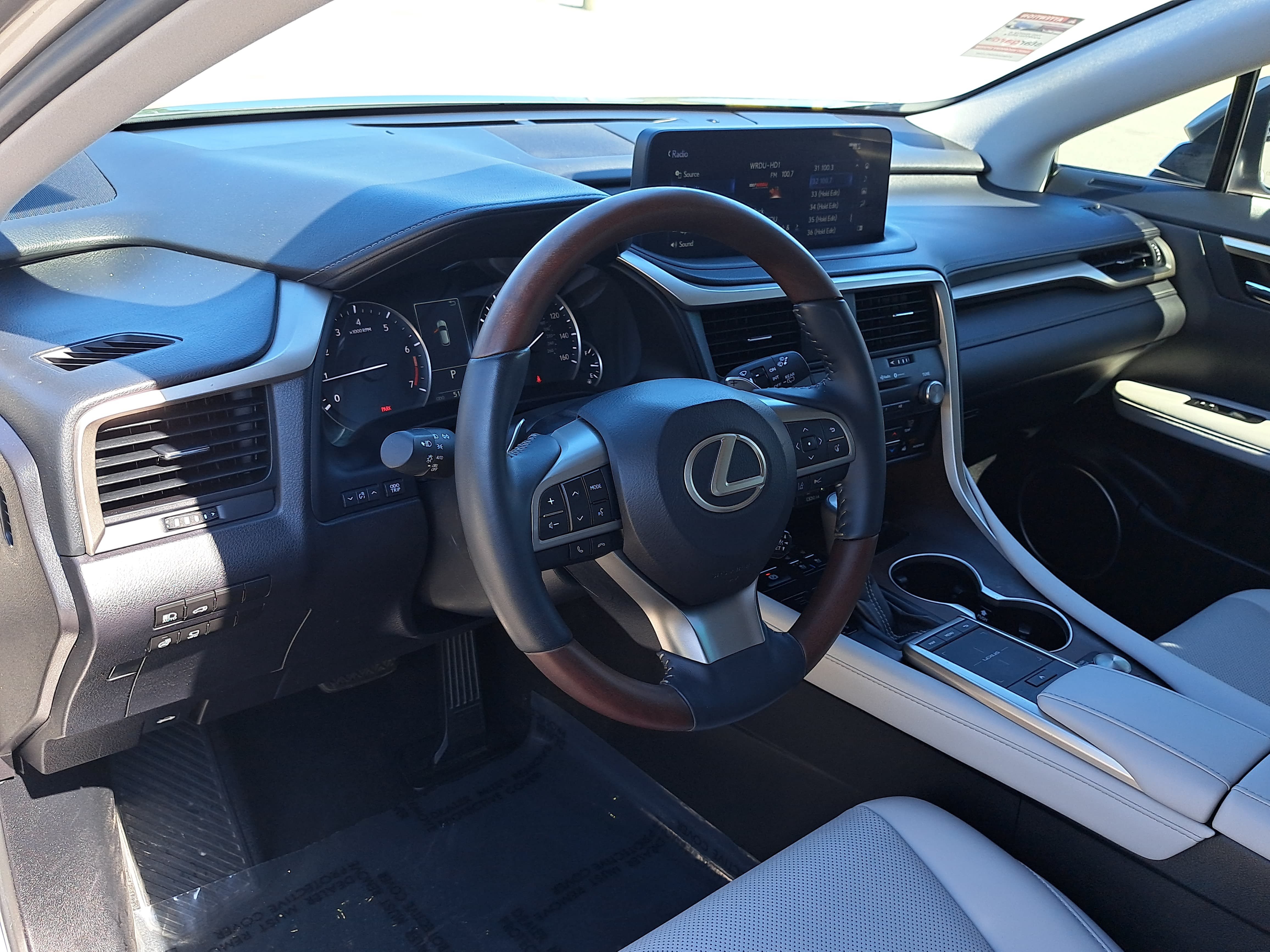 Used 2022 Lexus RX 350 FWD w/ Premium Package image 17