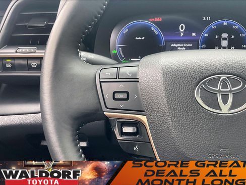 Used 2025 Toyota Crown XLE image 23