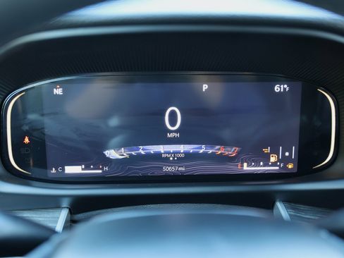 Used 2022 Jeep Wagoneer Series III w/ Flexible Seating Group image 46