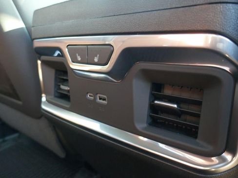 New 2026 GMC Sierra 2500 Denali Ultimate AWD/4WD image 19
