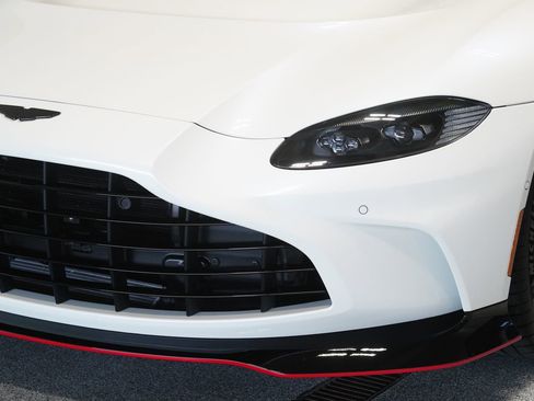 Used 2023 Aston Martin V12 Vantage RWD image 6