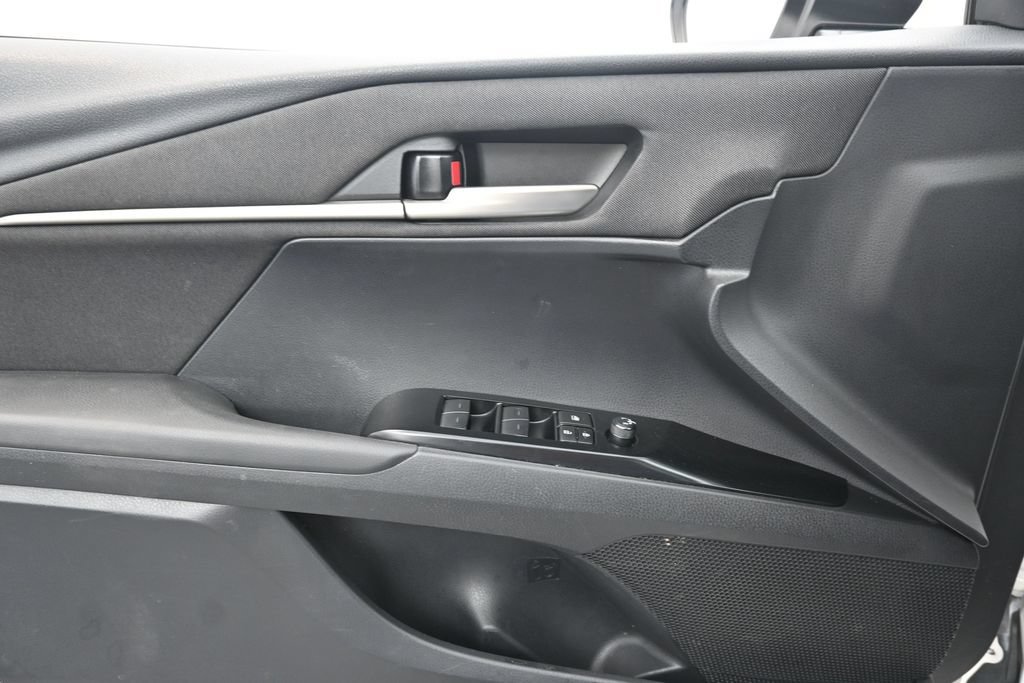 Used 2025 Toyota Camry LE FWD image 14