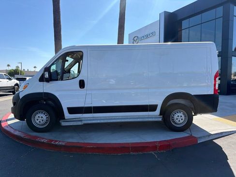 Used 2025 RAM ProMaster 2500 w/ U-Haul Equipment Group FWD image 7