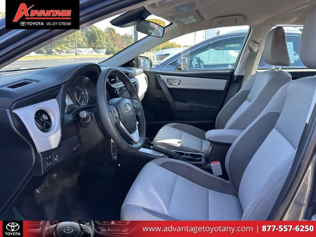 Used 2018 Toyota Corolla LE FWD image 18