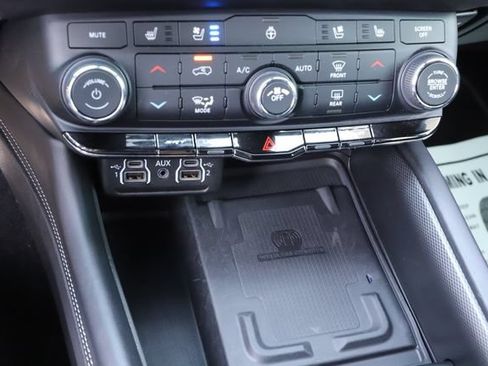 Used 2021 Dodge Durango SRT w/ Trailer Tow Group IV AWD/4WD image 35