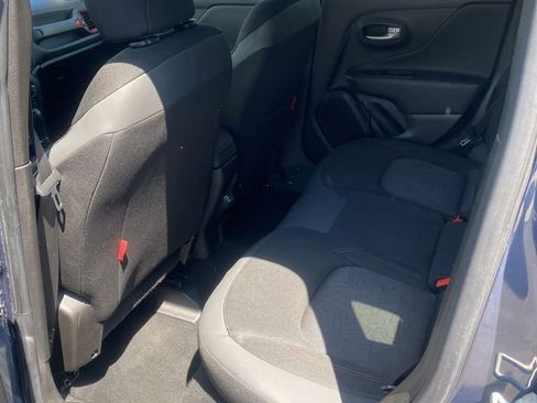 Used 2023 Jeep Renegade Trailhawk image 25