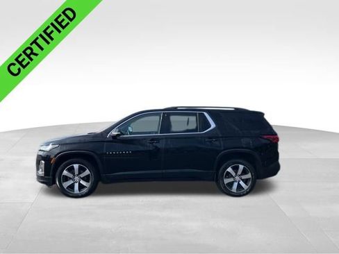 Used 2023 Chevrolet Traverse LT w/ LT Premium Package image 3