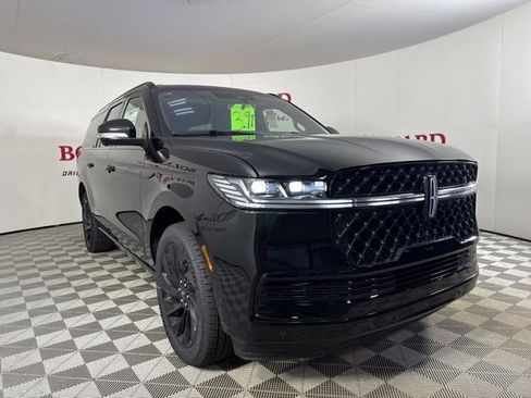 New 2025 Lincoln Navigator L Reserve w/ Jet Appearance Package image 1