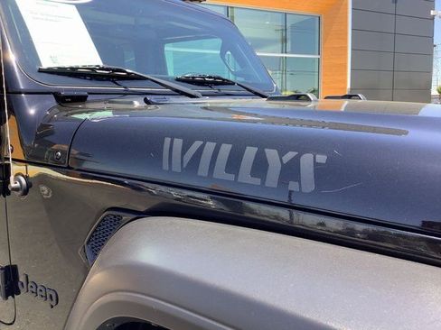 Used 2021 Jeep Wrangler Willys image 34