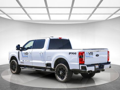 Used 2023 Ford F250 XLT w/ Black Appearance Package AWD/4WD image 2