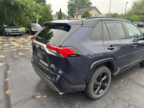 Used 2021 Toyota RAV4 XSE w/ XSE Grade Weather Package AWD/4WD image 7