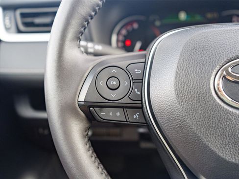 Used 2025 Toyota RAV4 XLE w/ Weather Package image 11