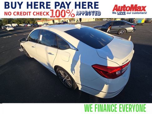 Used 2019 Honda Accord Touring image 4