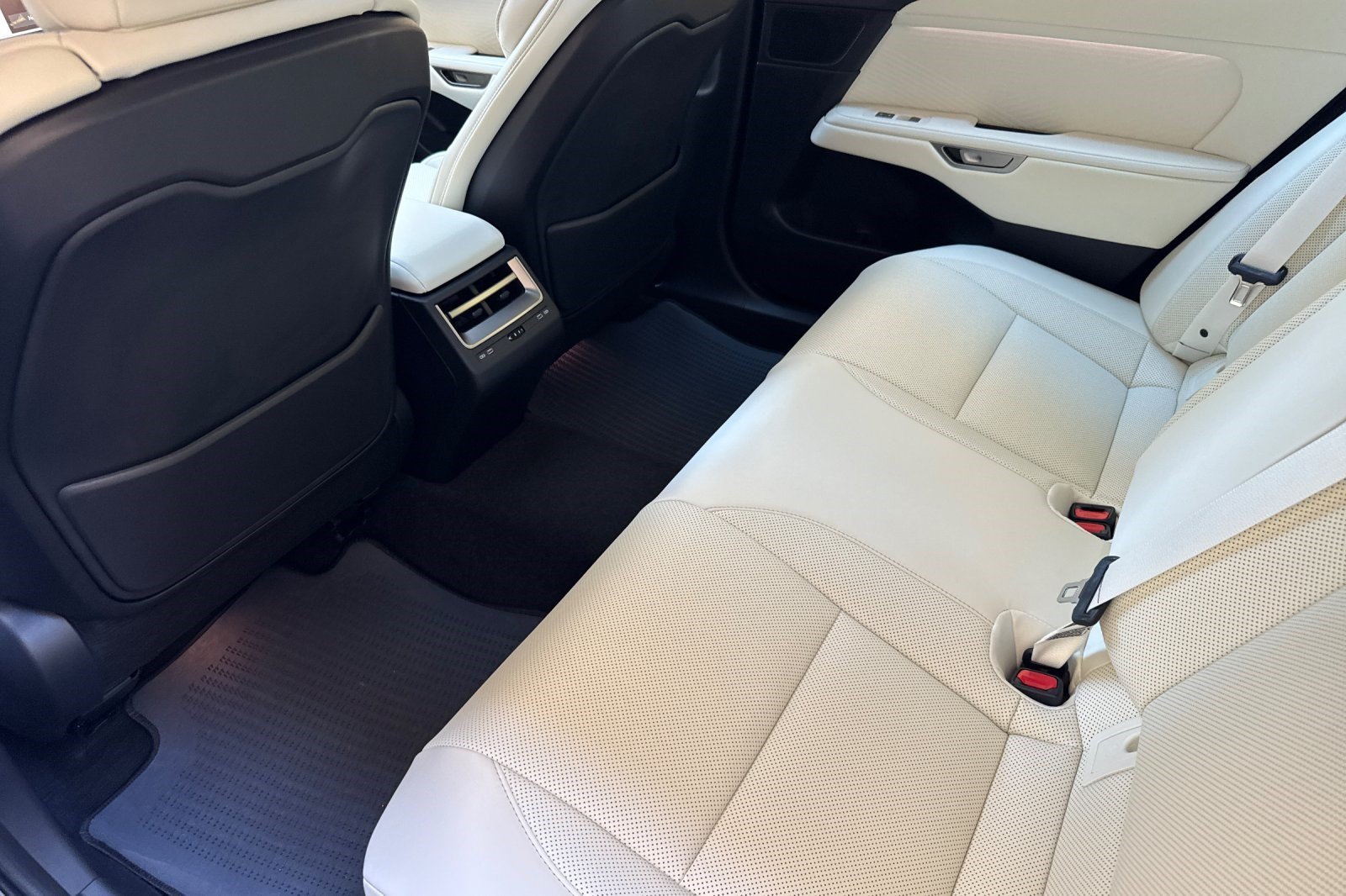 New 2026 Lexus ES 350h AWD w/ Convenience Package image 22