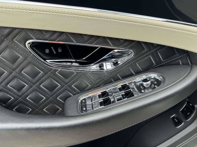 Used 2022 Bentley Continental GT AWD/4WD image 94