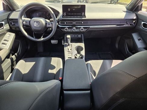 Used 2025 Honda Civic Sport image 13